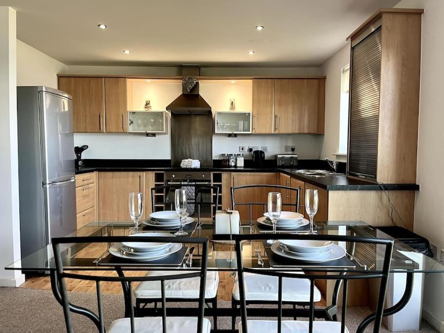 Beachfront Bliss With Spectacular Views Llanelli Exteriér fotografie